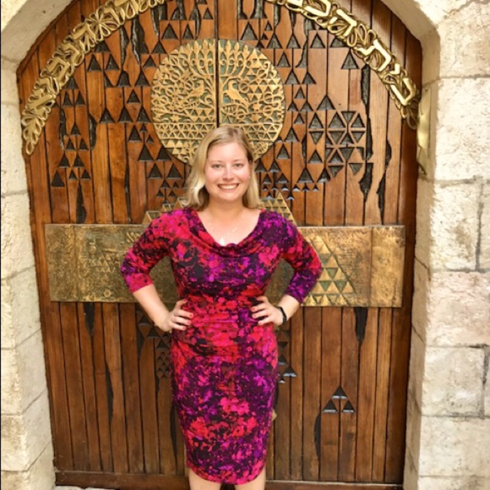 Meet your Posher, Laura